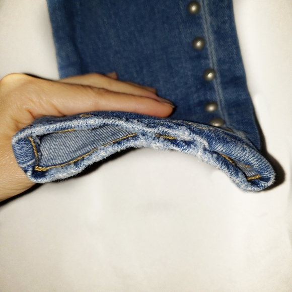 Levi's 711 Silver Stud Ankle Skinny Jeans - Picture 4 of 16